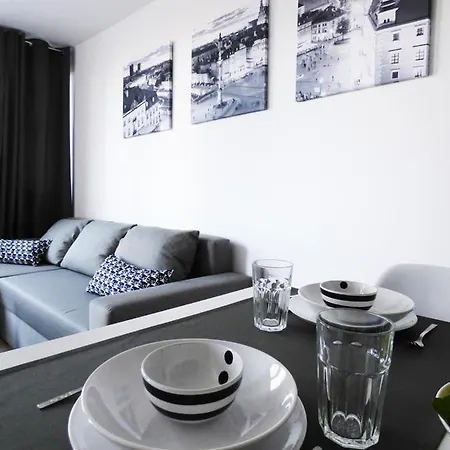 Plac Grzybowski By Bookinghost * وارسو