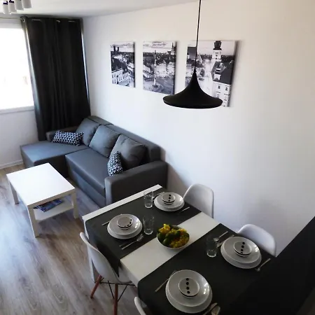 Plac Grzybowski By Bookinghost Varsavia